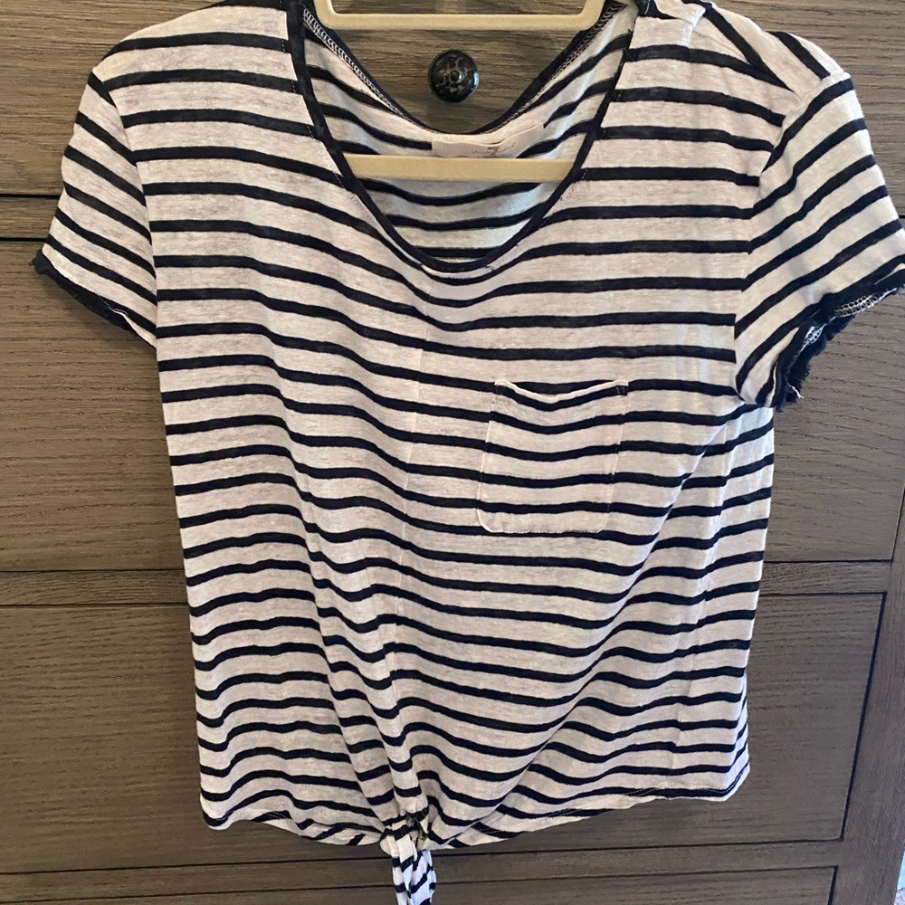 7 For All Mankind short sleeve tie front navy stripe tshirt size medium